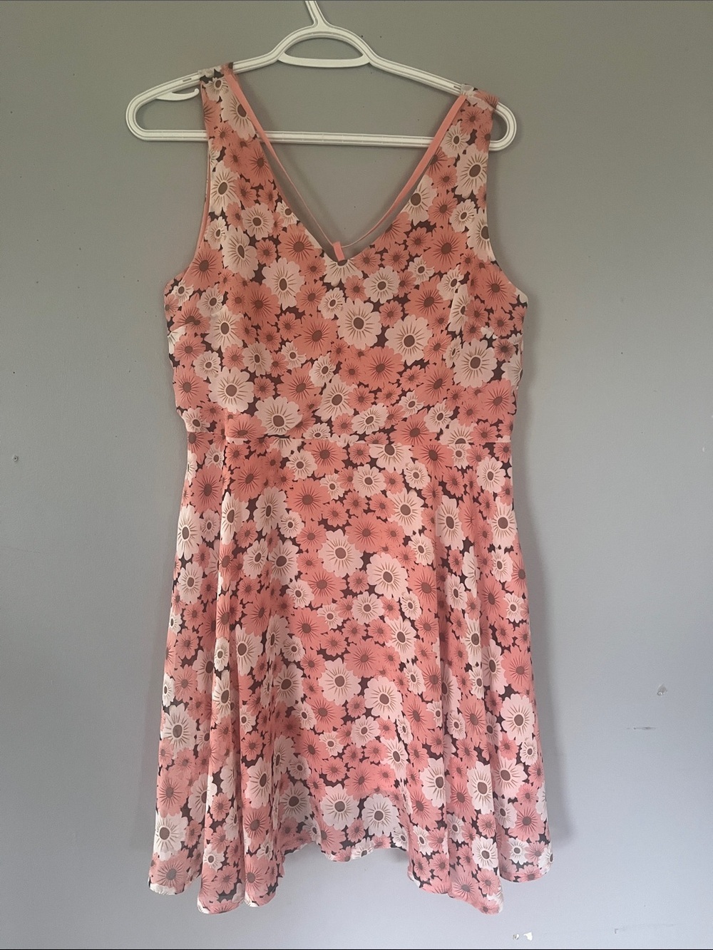 Papillon Floral Pink V‑Neck Mini Dress Large